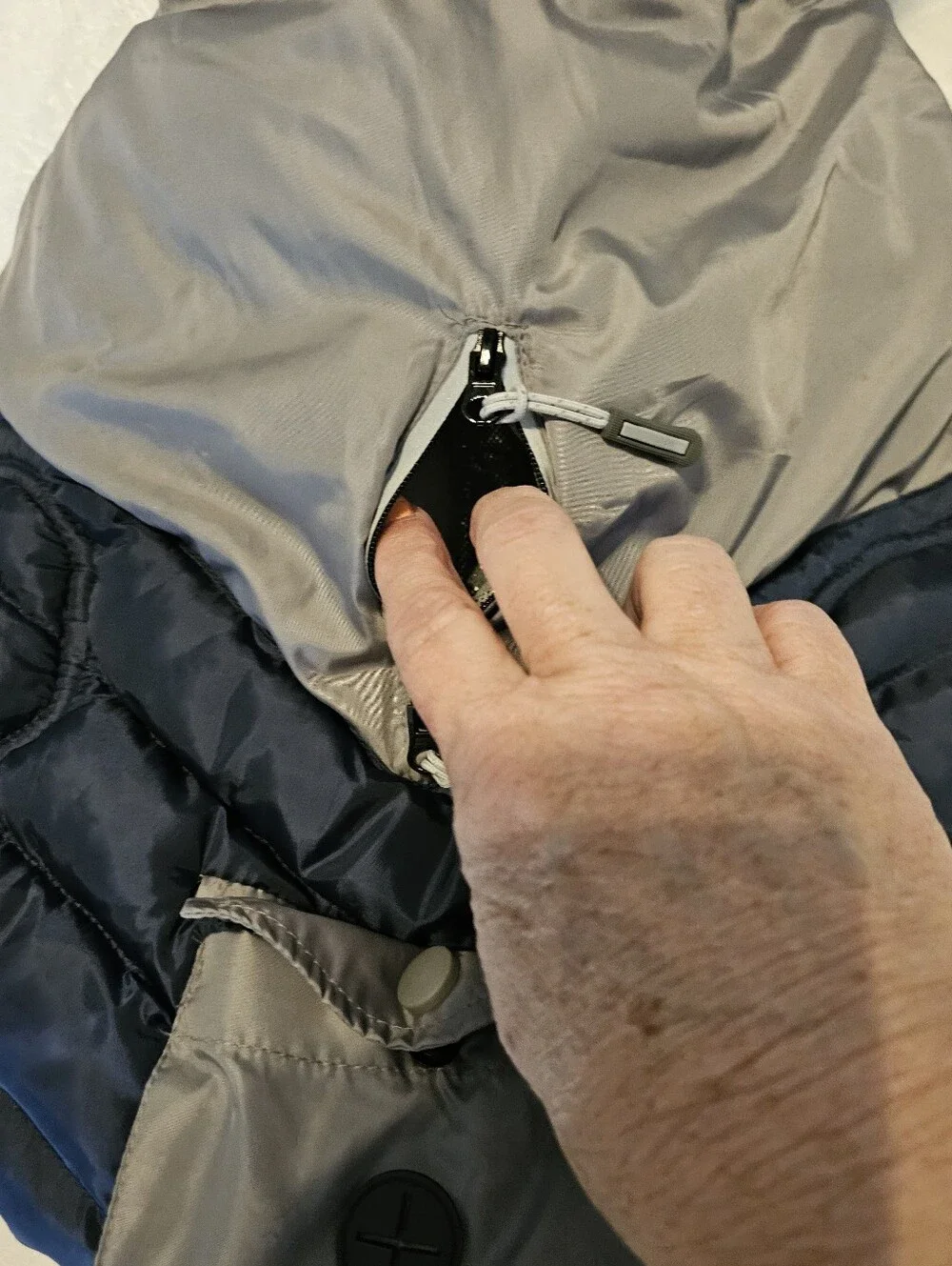 Arcadia Trail Gray Navy Adjustable Insulated Dog Coat - Medium Euc